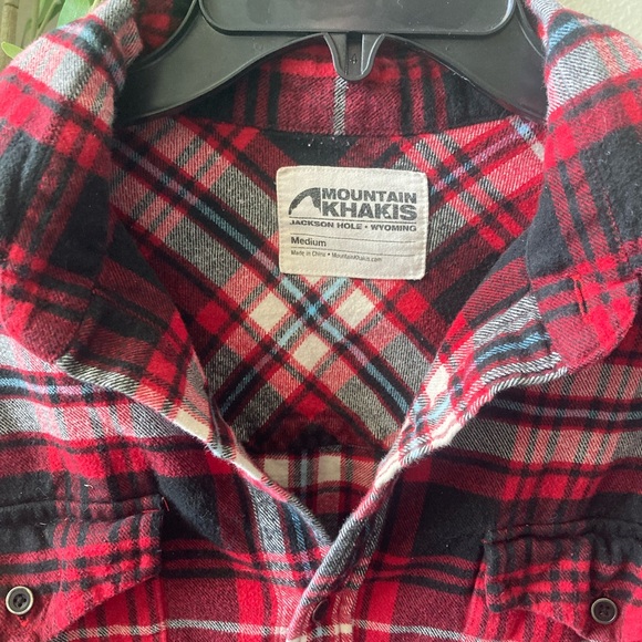 Mountain Khakis Medium Red/Black Comfy Flannel - Picture 2 of 4